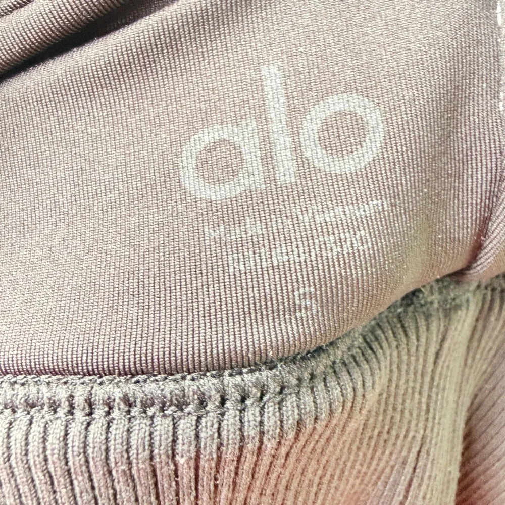 Alo Yoga Emulate Bra Women Small Black Ribbed V-Neck Cross Back Sports Bra